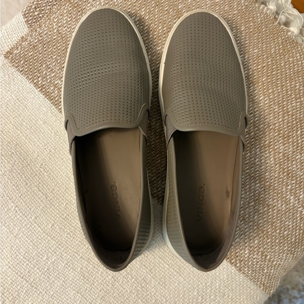 Vince Blair Slip on shoe - size 6